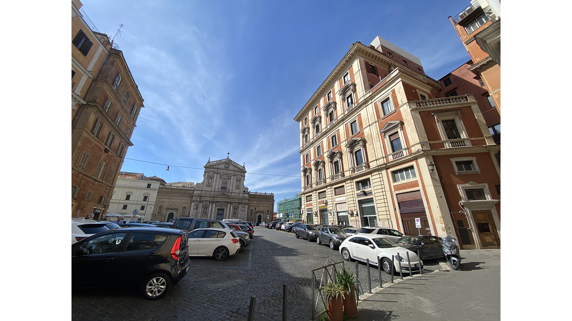 Negozio Roma_Piazza-San-Bernardo