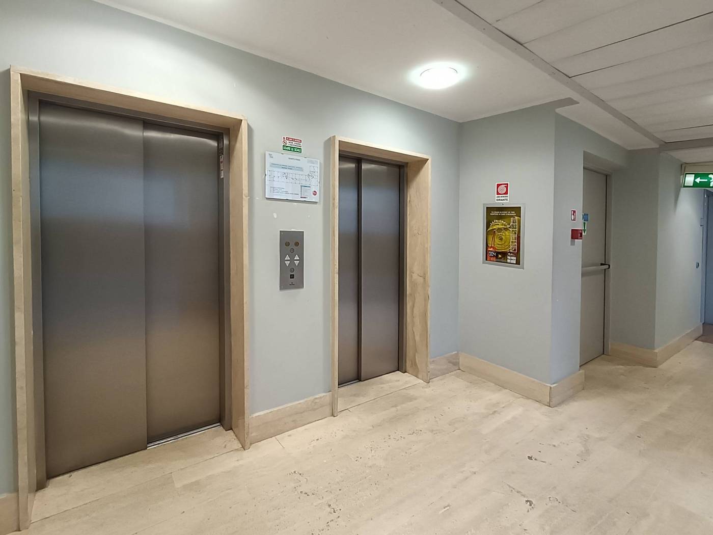 ascensori ufficio 990 mq U2 Milano