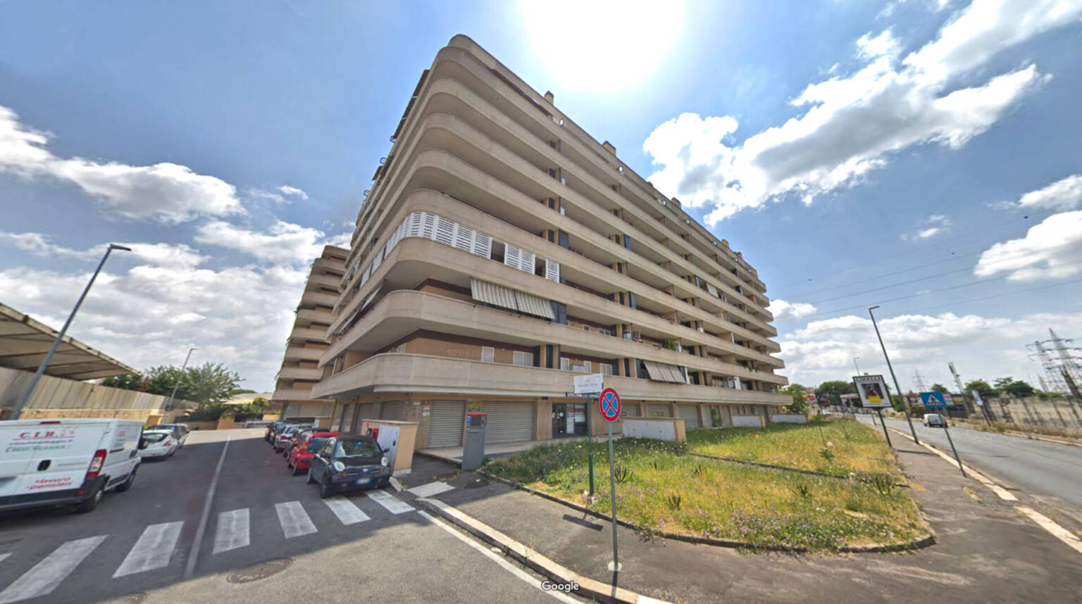 negozi in vendita via collatina roma