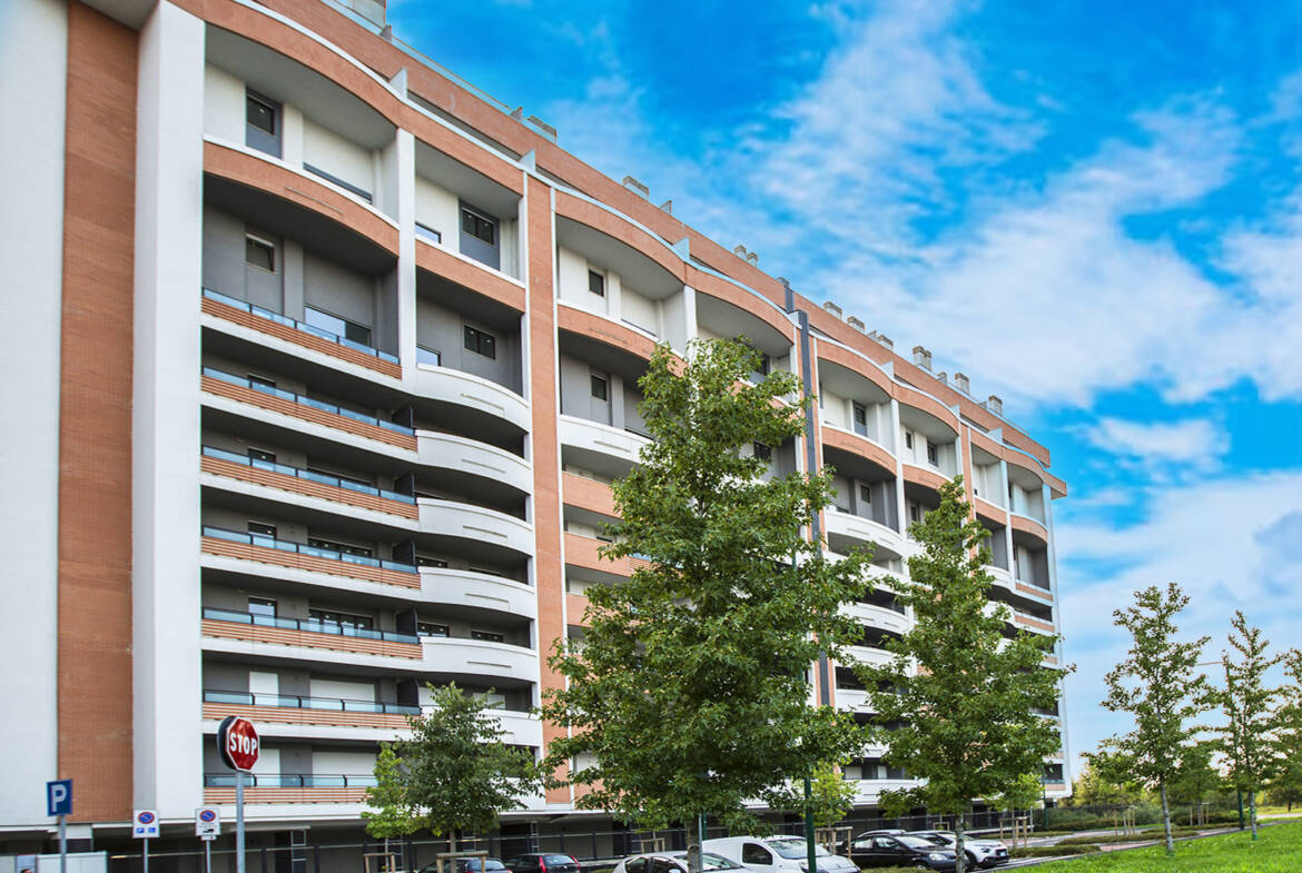 Deca milano Z7 facciata